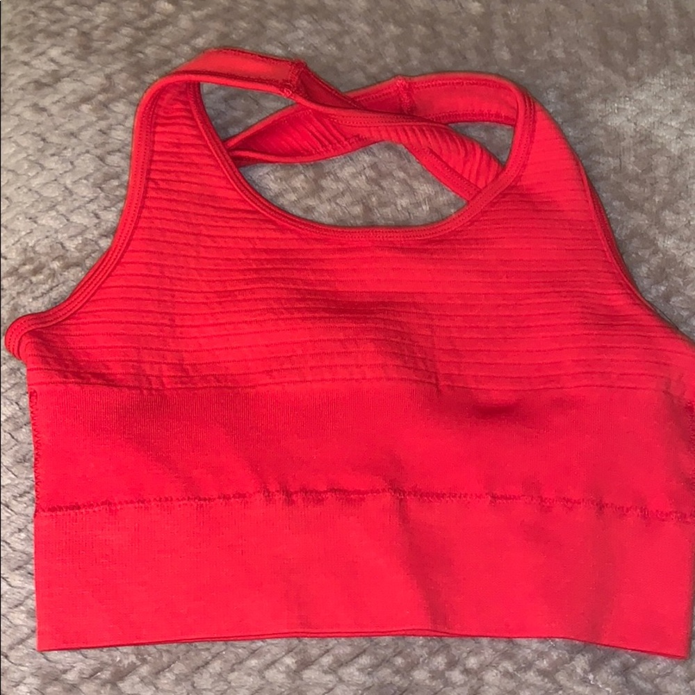 Alphalete sport bra